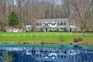 1516 Riverbank Road