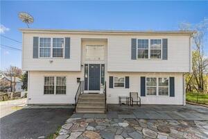 43 Summitt Avenue
