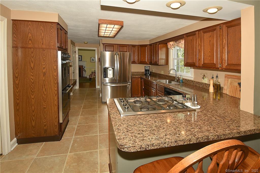 65 Battista Road, Manchester, CT 06040 - Thumbnail 11
