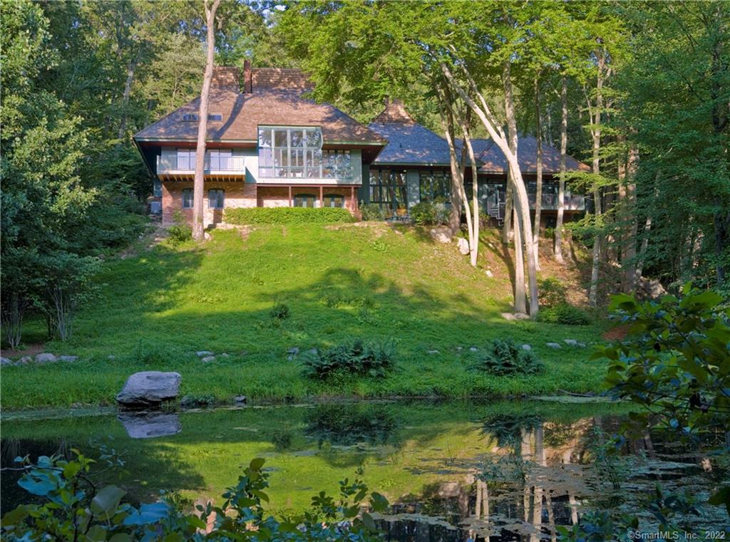 122 Woods End Road