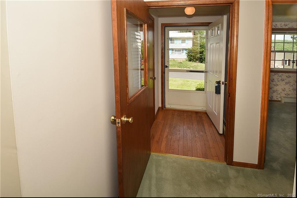 16 Kevin Drive, Vernon, CT 06066 - Thumbnail 4
