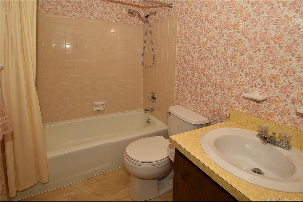 16 Kevin Drive, Vernon, CT 06066 - Thumbnail 23