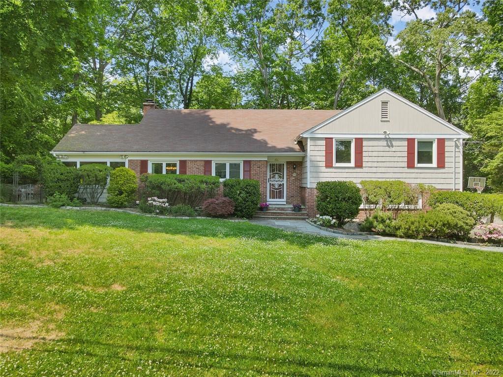 49 Blue Ridge Drive — exterior photo