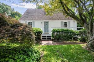 38 Riverside Lane