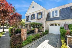 212 Milbank Avenue, Unit S