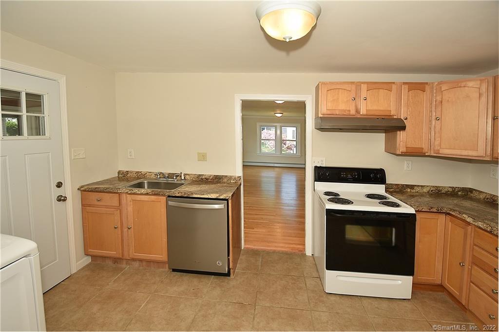 14 White Street, Vernon, CT 06066 - Thumbnail 9