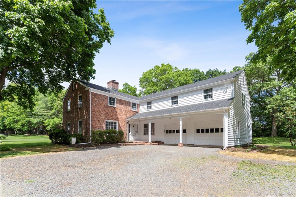 5 Sheila Lane — exterior photo