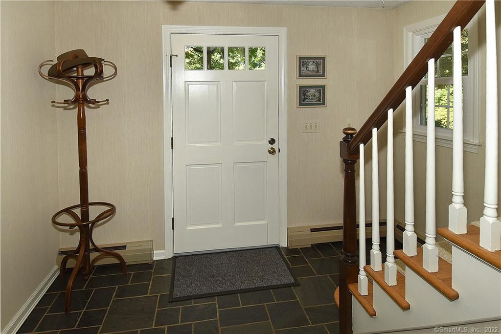 58 Pinewood Drive, Vernon, CT 06066 - Thumbnail 4