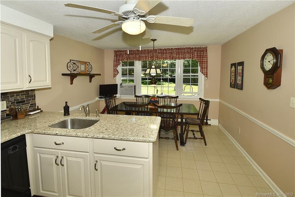 58 Pinewood Drive, Vernon, CT 06066 - Thumbnail 14