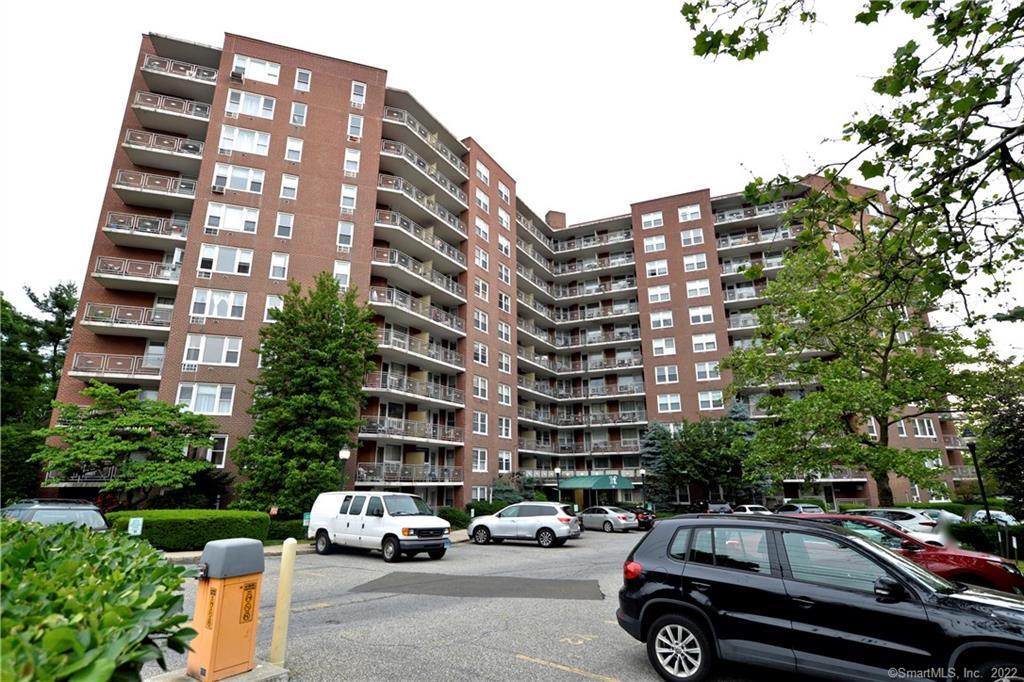 91 Strawberry Hill Avenue, Unit 836 — exterior photo