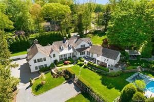 1 Fieldcrest Road