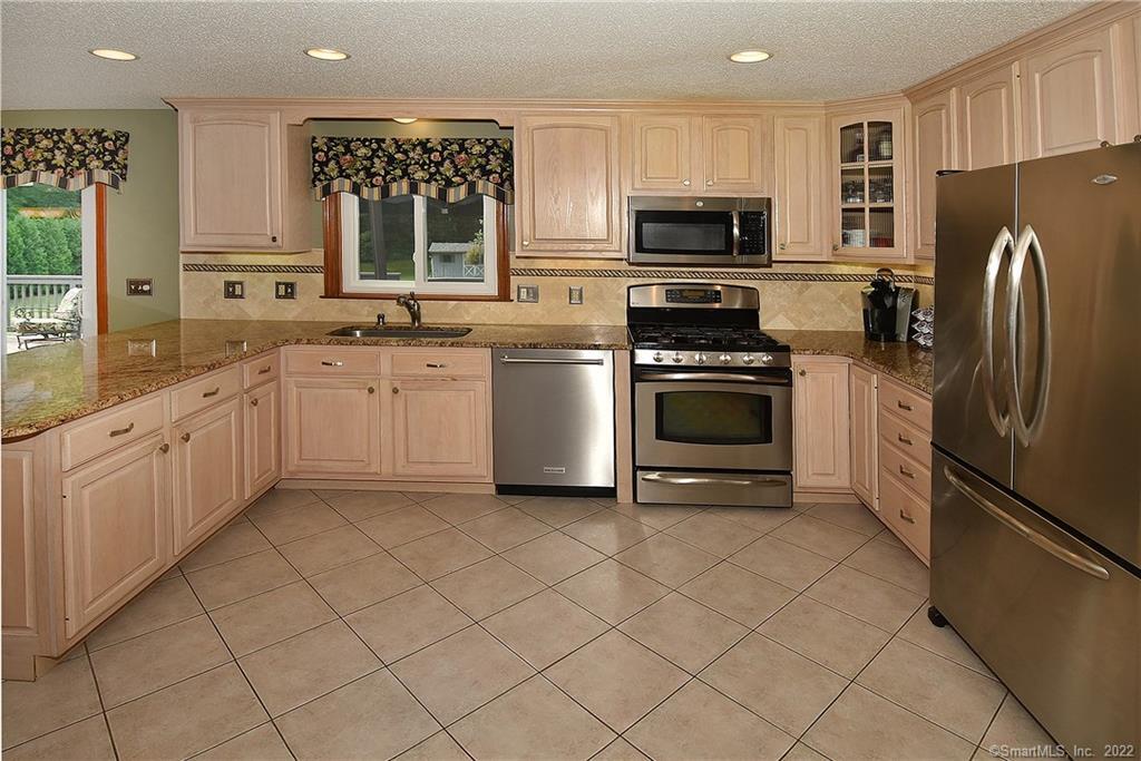 14 Ketchbrook Lane, Ellington, CT 06029 - Thumbnail 14