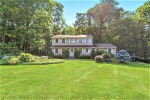 15 Brookwood Drive