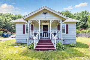 699 Danbury Road