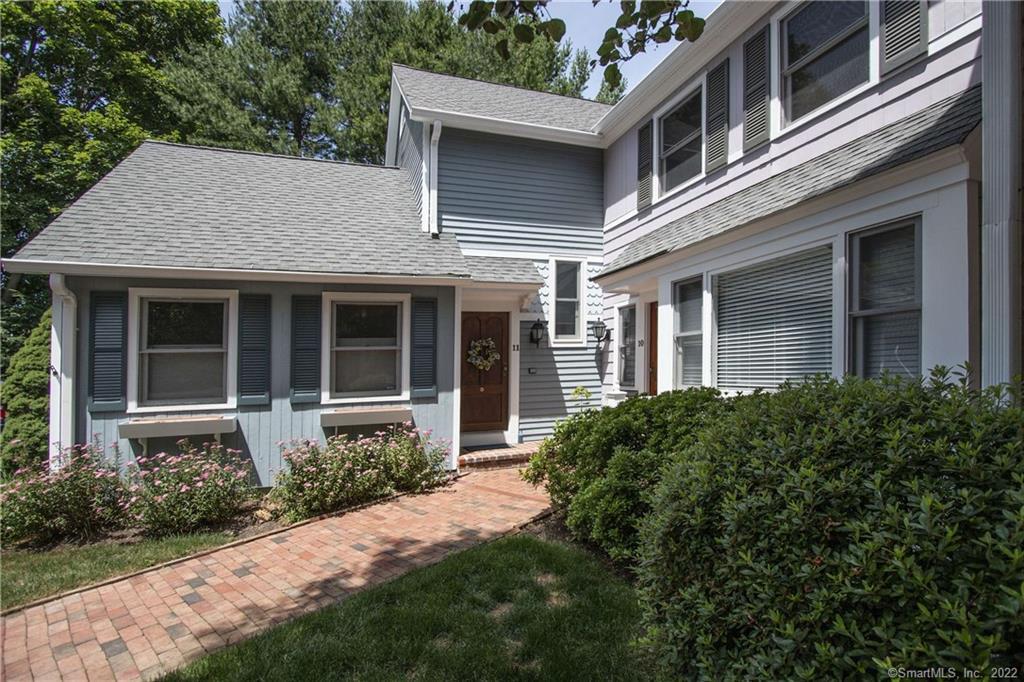 36 Catoonah Street, Unit 11 — exterior photo
