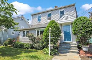 15 Loundsbury Avenue