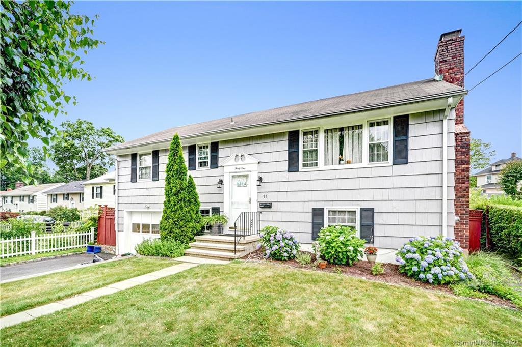 31 Heather Lane, Norwalk, Connecticut photo 1