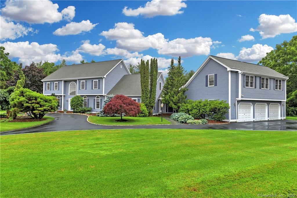 34 Meadow Ridge Drive — exterior photo