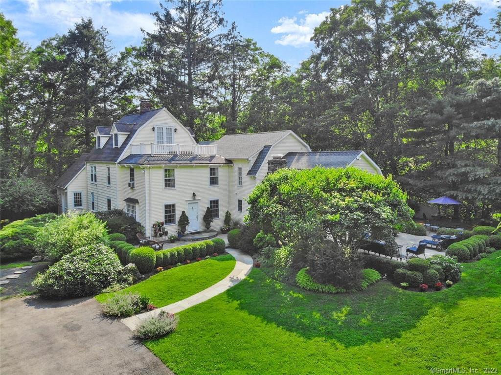 708 Hunting Ridge Road — exterior photo