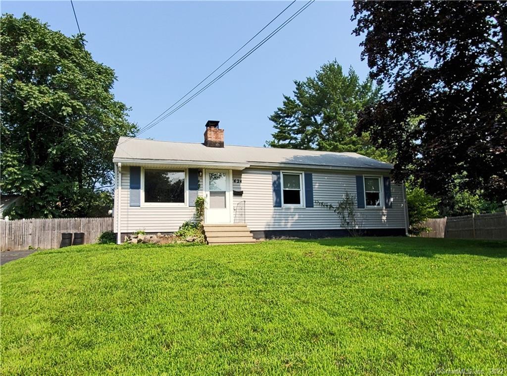 424 Szost Drive — exterior photo