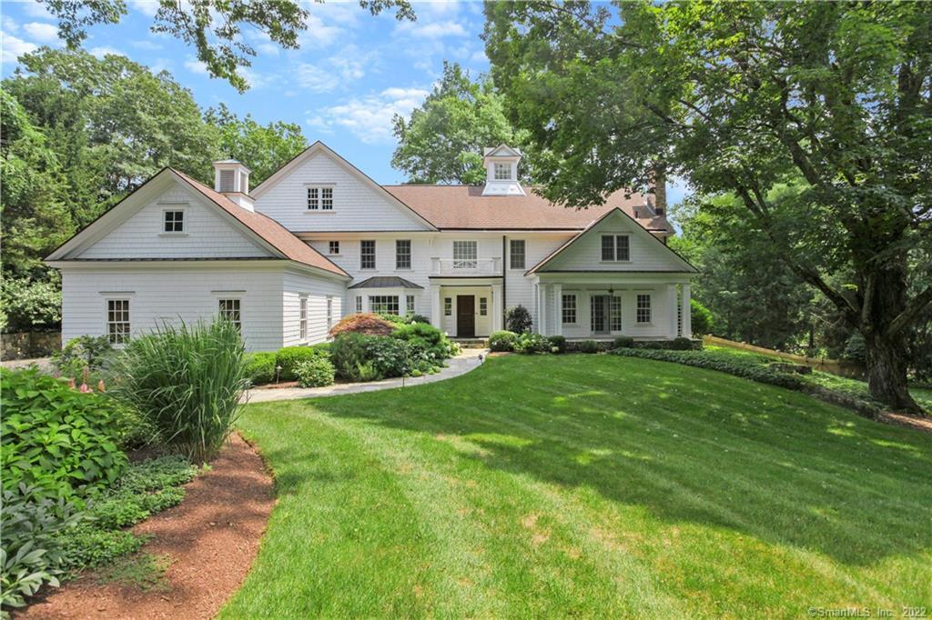 15 Homeward Lane — exterior photo
