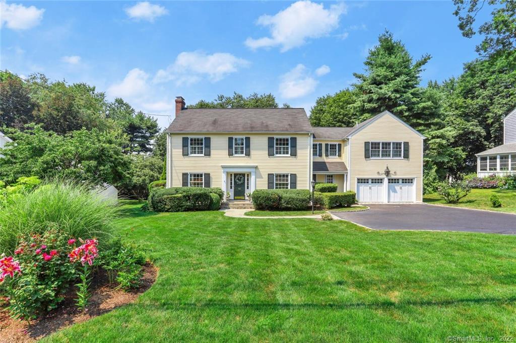 46 Pine Hill Avenue — photo 1