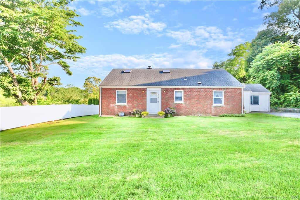 304 Valley Road — exterior photo
