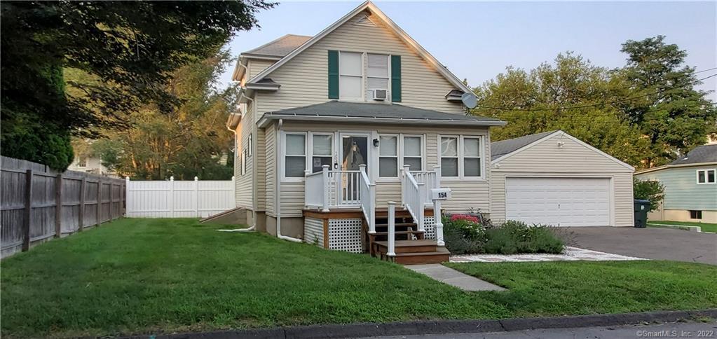 154 Berwick Avenue — exterior photo