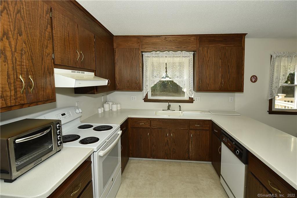29 Bourbon Street, South Windsor, CT 06074 - Thumbnail 16
