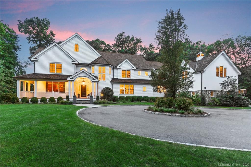 9 Boxwood Lane — exterior photo