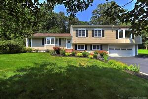 29 Mohawk Drive
