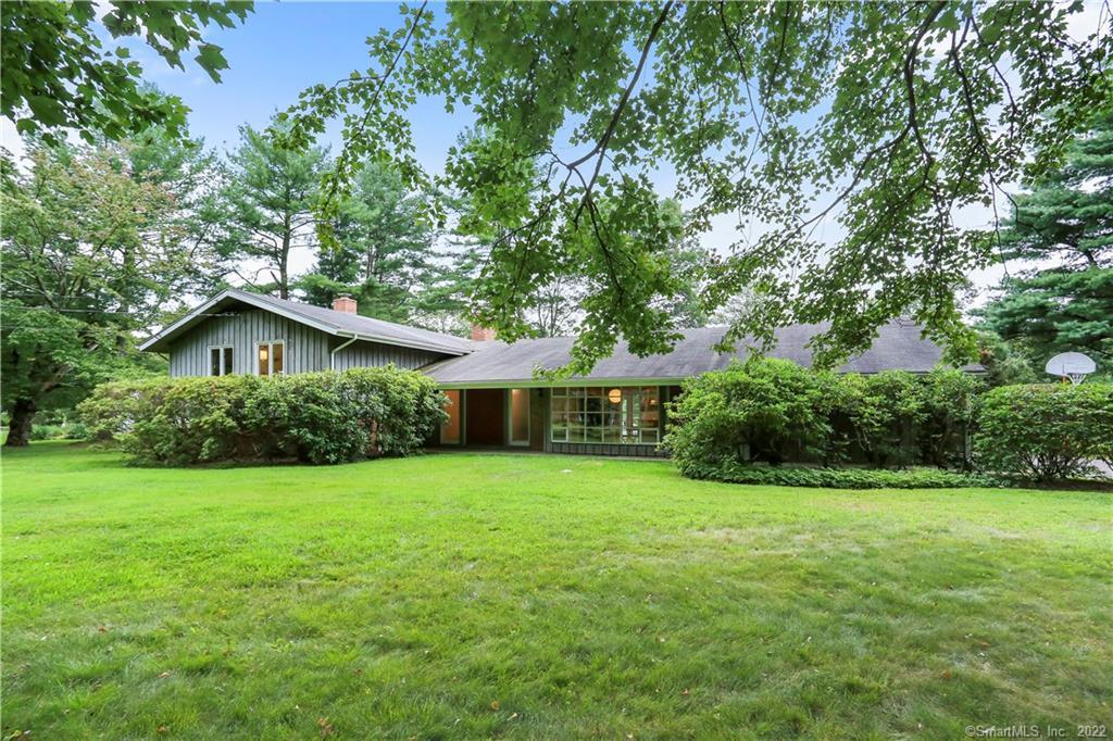 138 Thornwood Road — exterior photo