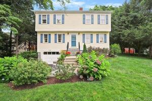 38 Beardsley Parkway