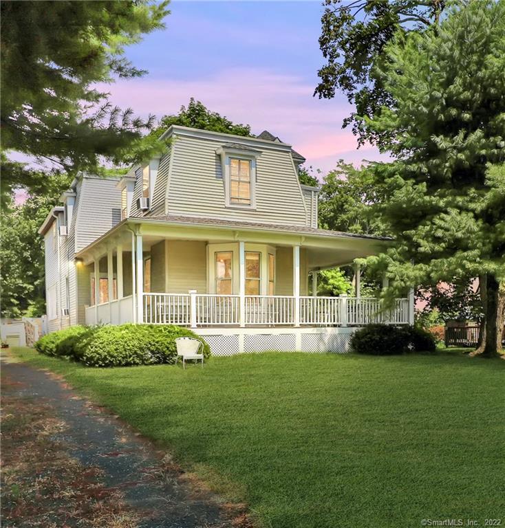 2735 Boston Post Road — exterior photo
