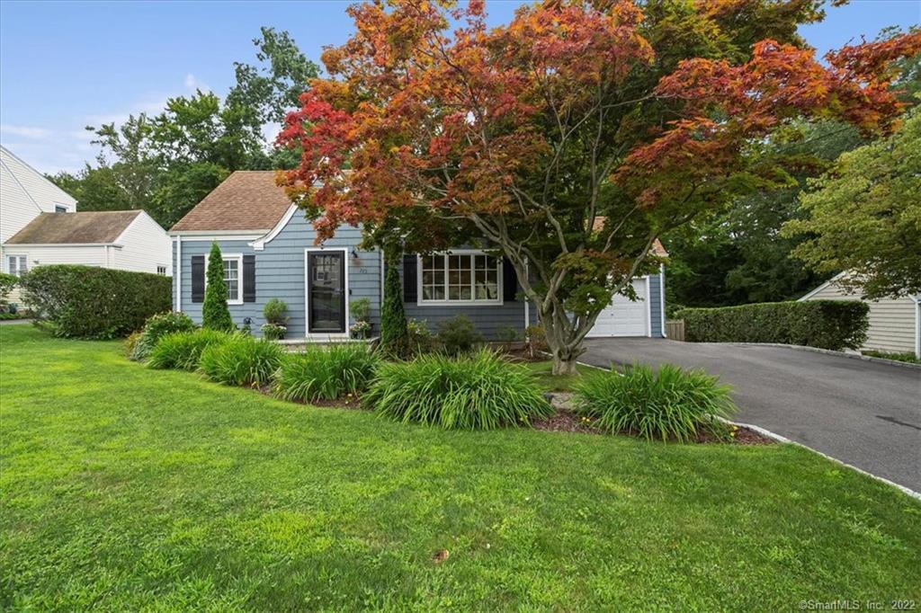 289 Woodridge Avenue — exterior photo