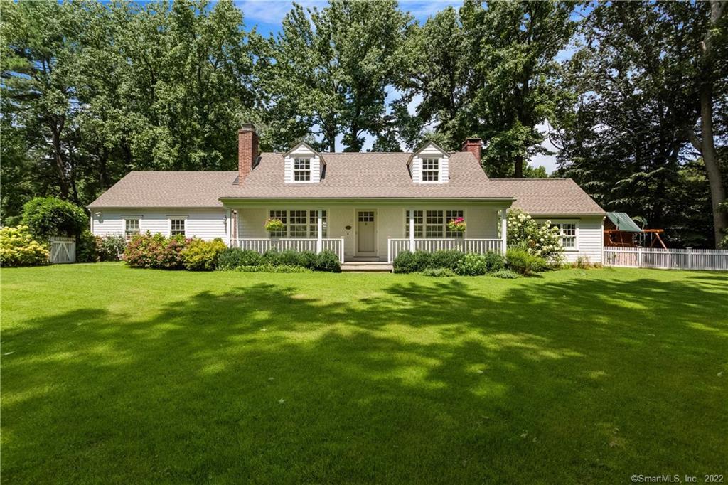 176 Tokeneke Road — exterior photo
