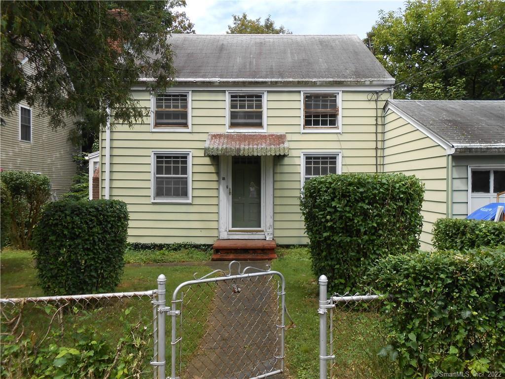 18 Hayes Avenue — exterior photo