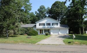 74 Fieldcrest Drive