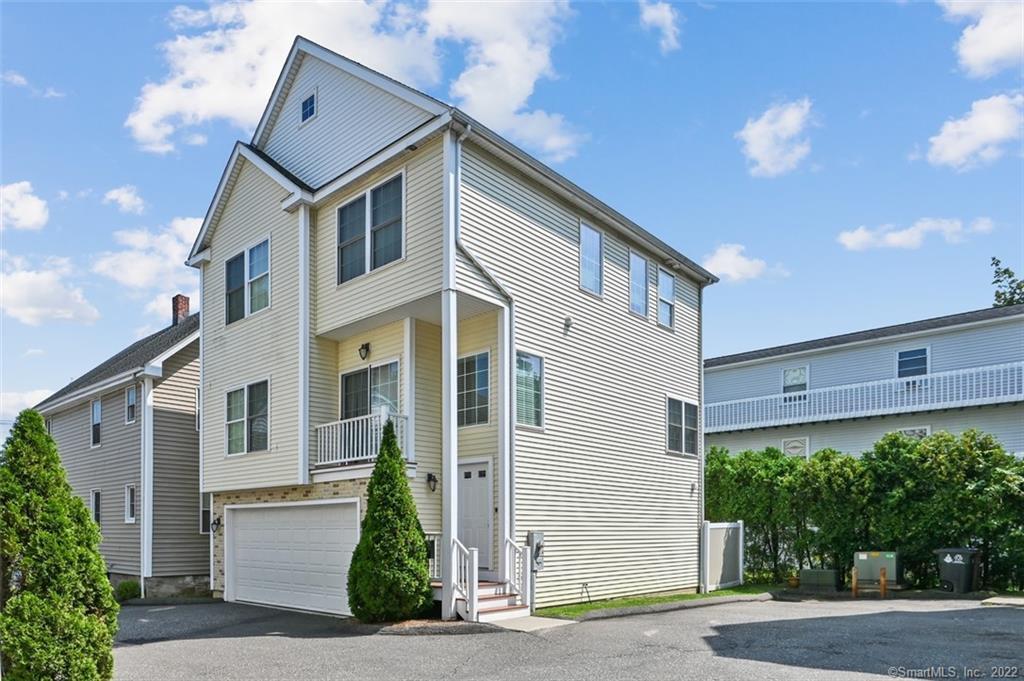 189 Seaside Avenue, Unit 4 — exterior photo