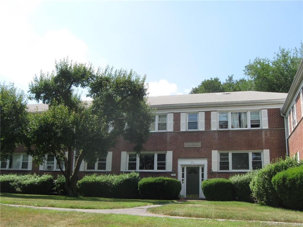 262 Glenbrook Road, Unit 44C — exterior photo