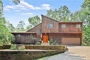 256 Barrack Hill Road