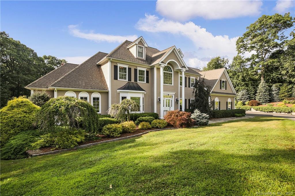 26 Winton Farm Road — exterior photo