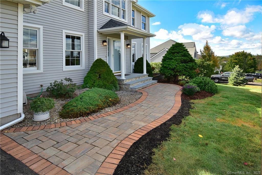 59 Barn Hill Lane, Newington, CT 06111 - Thumbnail 4