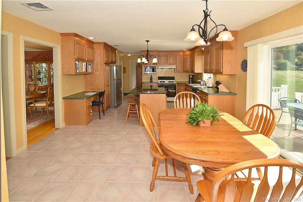 59 Barn Hill Lane, Newington, CT 06111 - Thumbnail 13