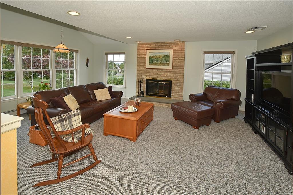 59 Barn Hill Lane, Newington, CT 06111 - Thumbnail 19