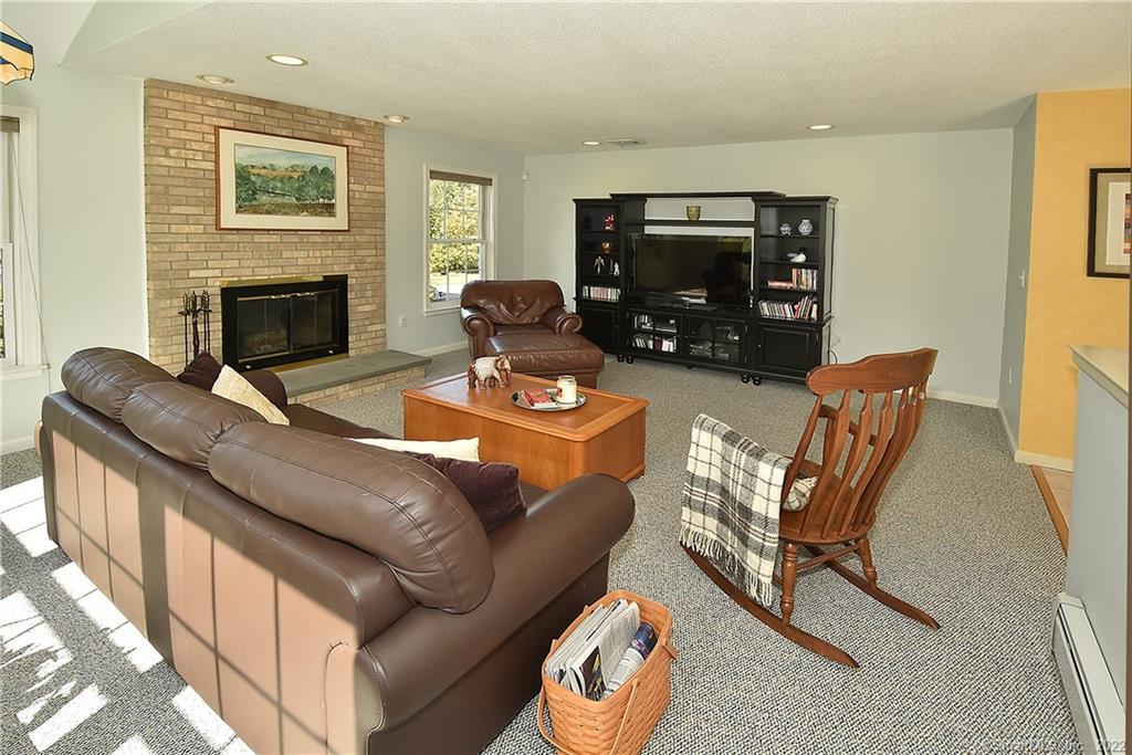 59 Barn Hill Lane, Newington, CT 06111 - Thumbnail 21