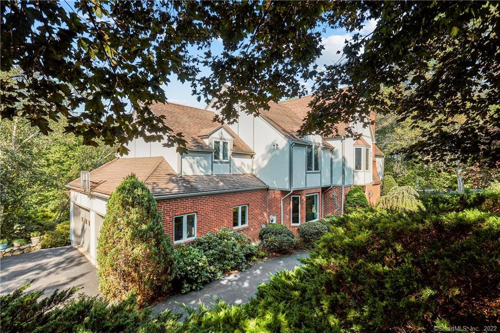 64 Canfield Drive — exterior photo