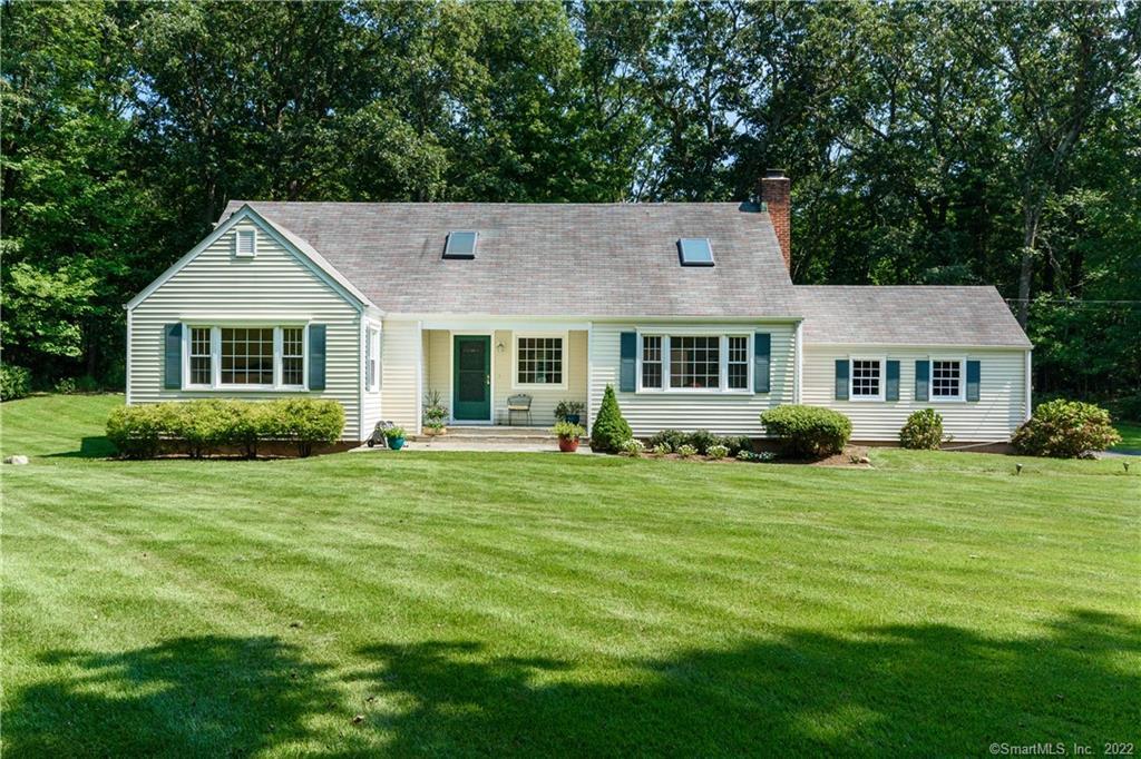 109 Pembroke Drive — exterior photo