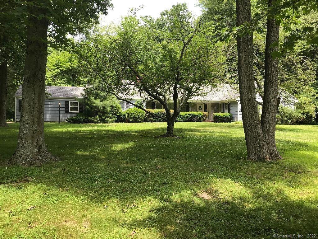 370 Vine Road — exterior photo