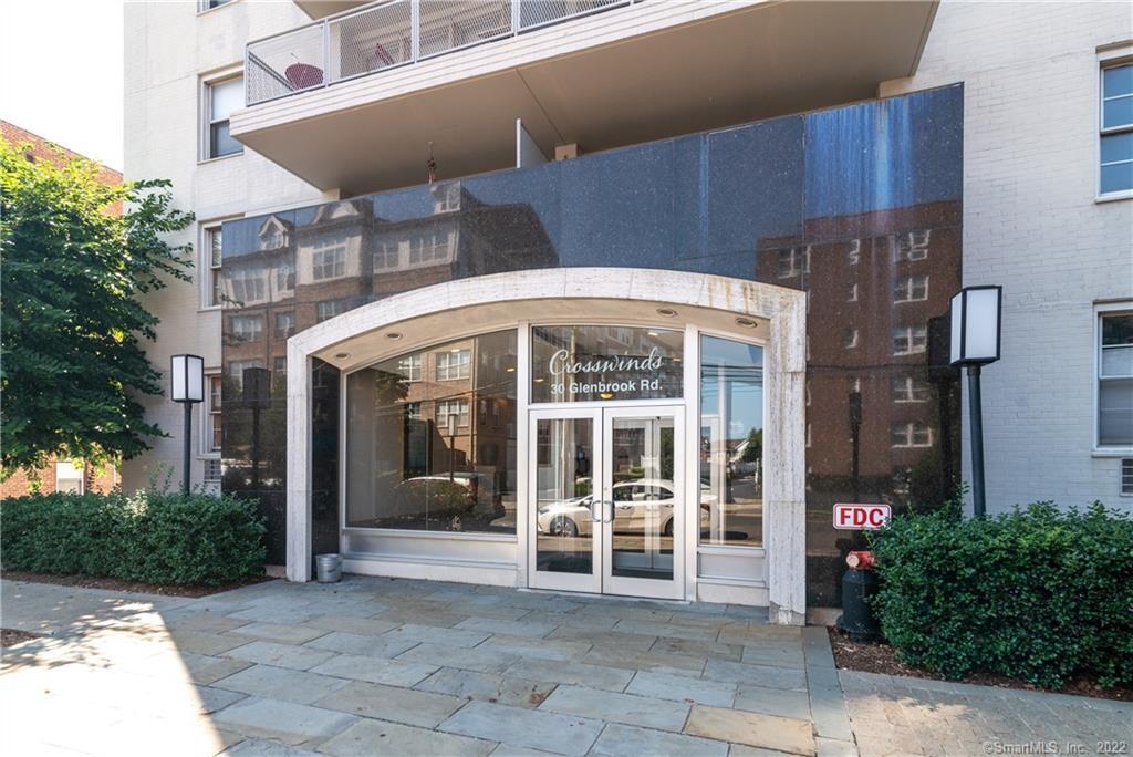 30 Glenbrook Road, Unit 2G — exterior photo